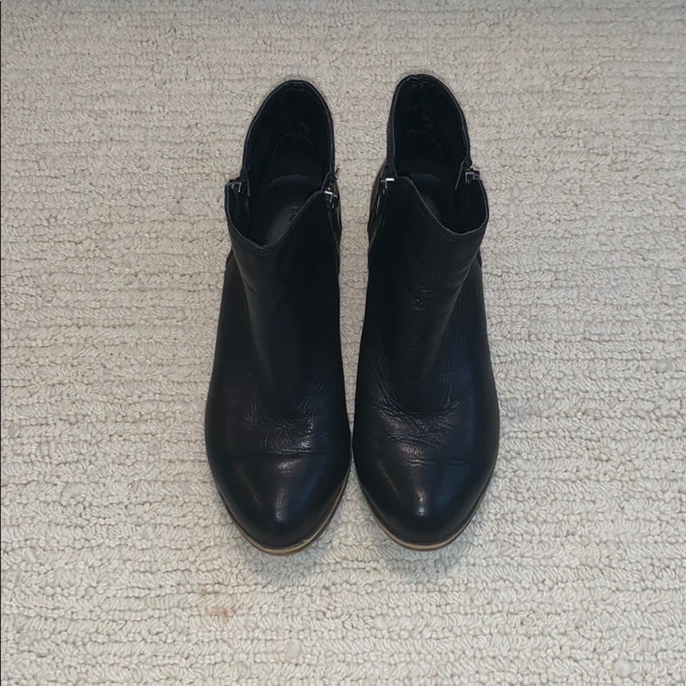 Lucky Brand black booties size 7